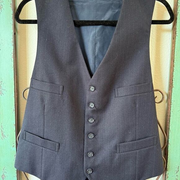 Men's vintage vest size Med. Purchased from a wardrobe set. - Picture 5 of 8